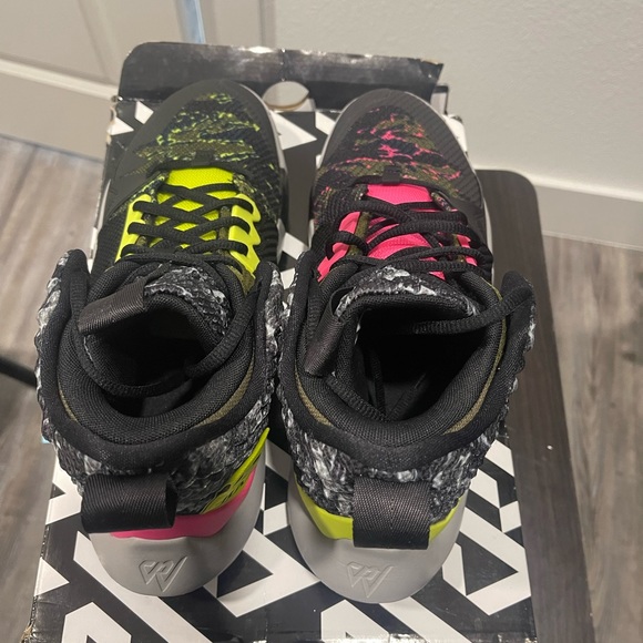 Size 10. Jordan Why Not ZER0.2 I Don't Care **BRAND NEW**Deadstock - Picture 11 of 13